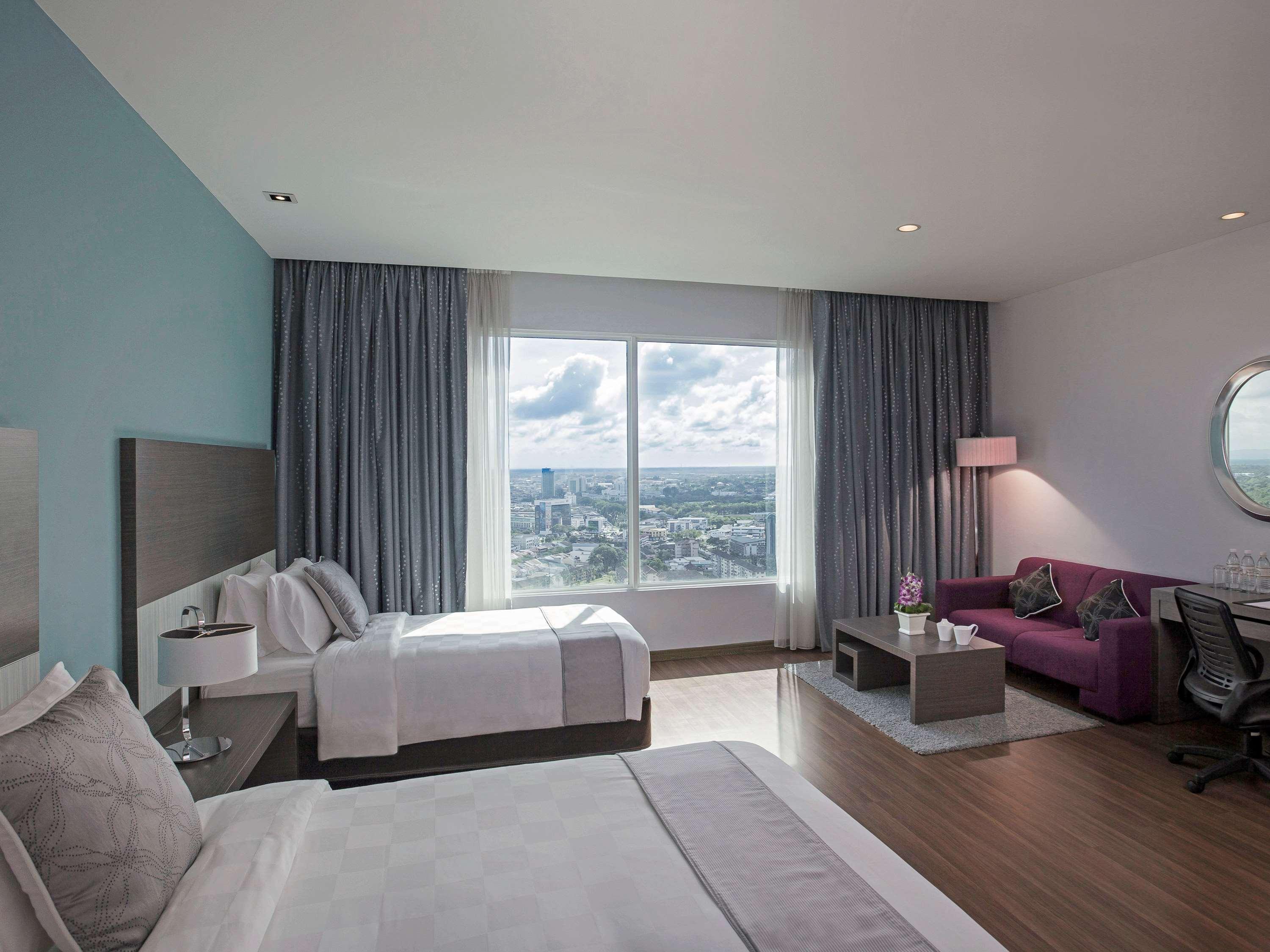 Pullman Kuching Hotel Ngoại thất bức ảnh
