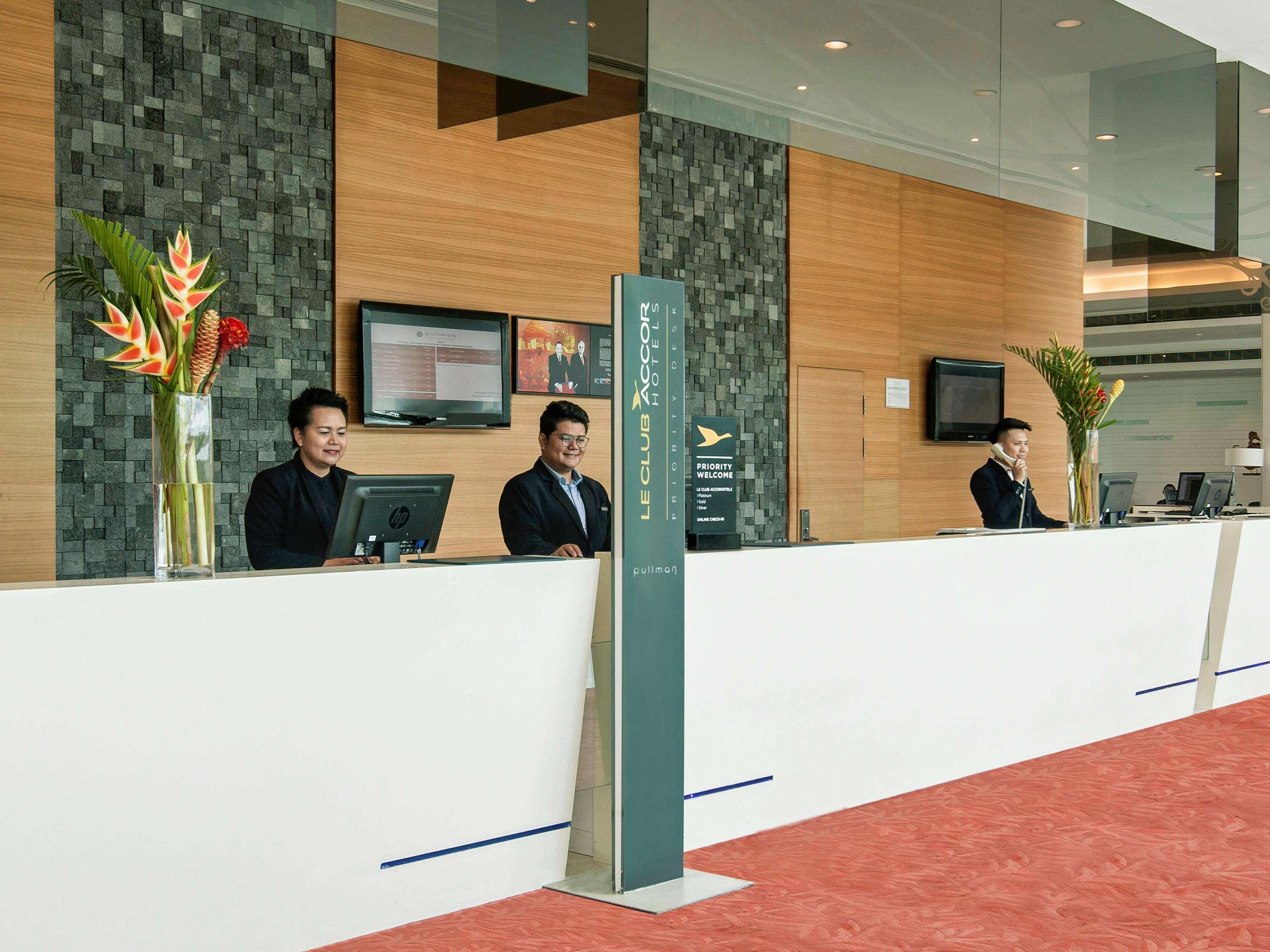 Pullman Kuching Hotel Ngoại thất bức ảnh