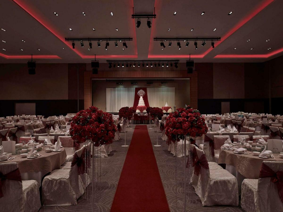 Pullman Kuching Hotel Ngoại thất bức ảnh The Grand Ballroom